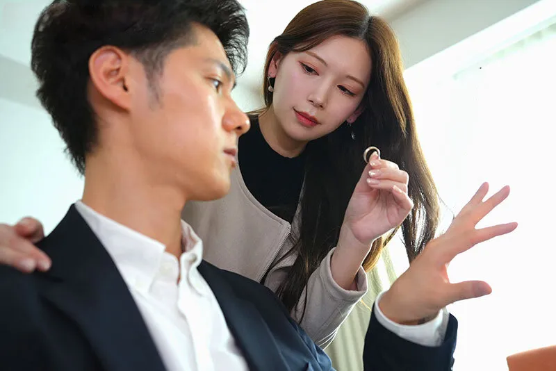 Bà xã đi đi giã ngoại, gã chồng ở nhà bị nhỏ em bà xã gạ phang không trượt phát nào